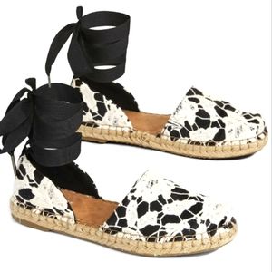 TOMS Katalina Black & White Floral Lace Espadrille